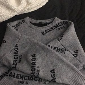 jacquard logo crewneck balenciaga